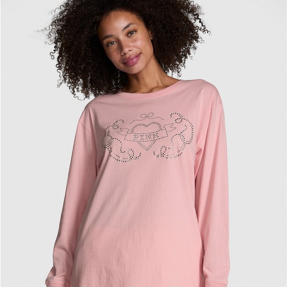 NWT Pink victorias secret long sleeve T with bling - Picture 5 of 5